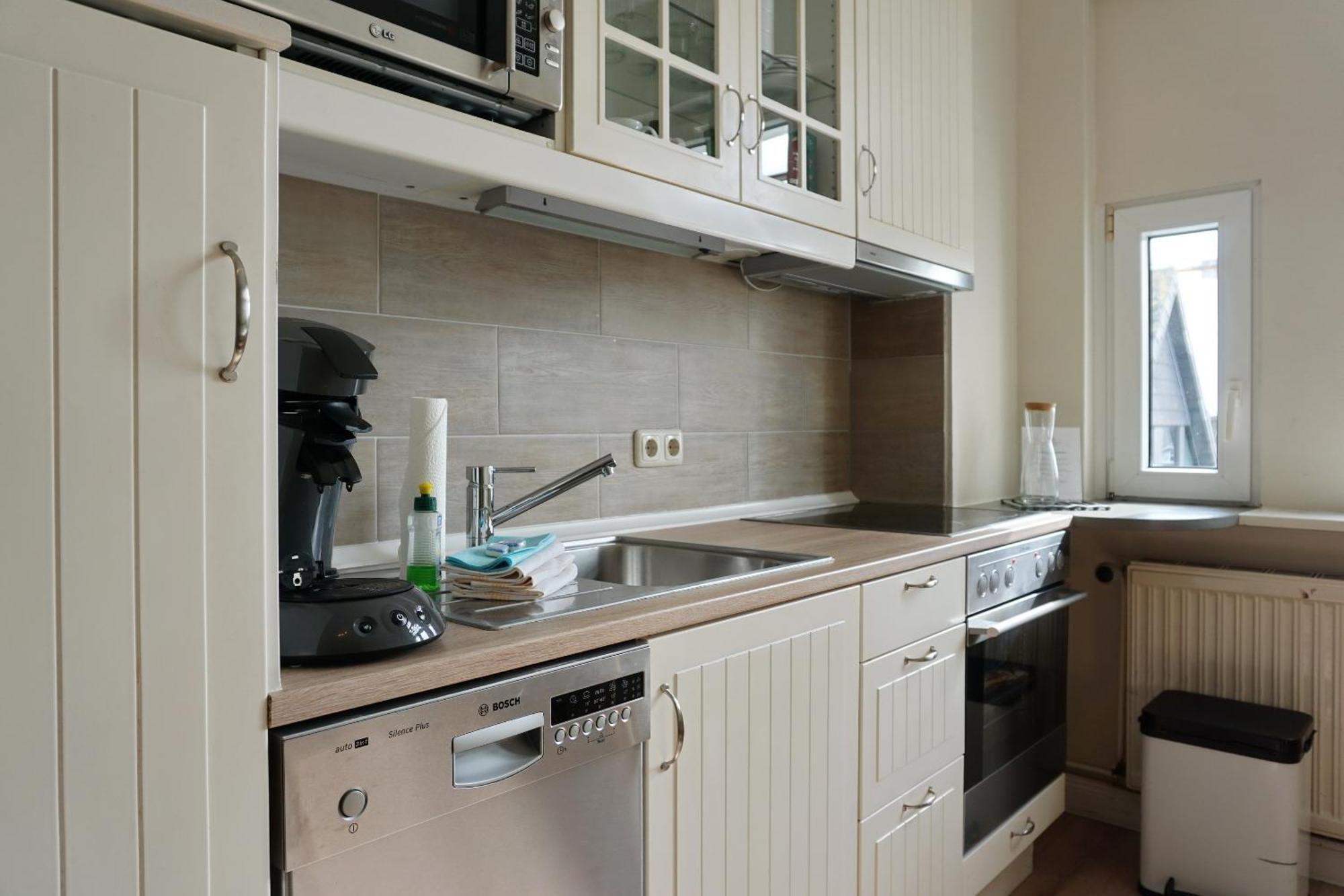 Gudrun - Hohenzollern Apartment *