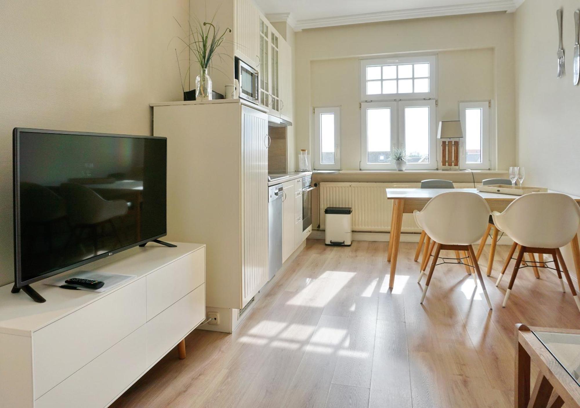 Gudrun - Hohenzollern Apartment *